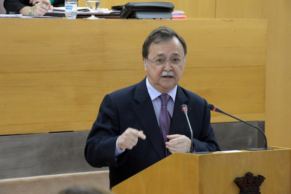 Juan Vivas atril debate estado ciudad pleno asambleaweb