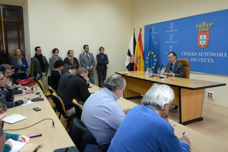 Vivas durante la comparecencia