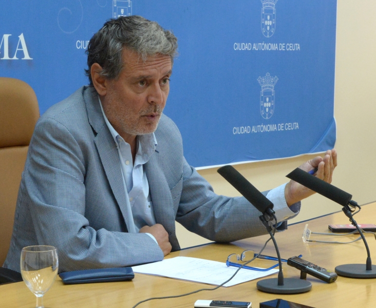EMILIO CARREIRA