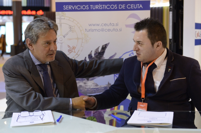 El consejero con el presidente de Predif